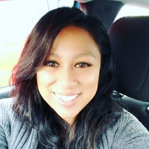 Meet your Posher, Crystal